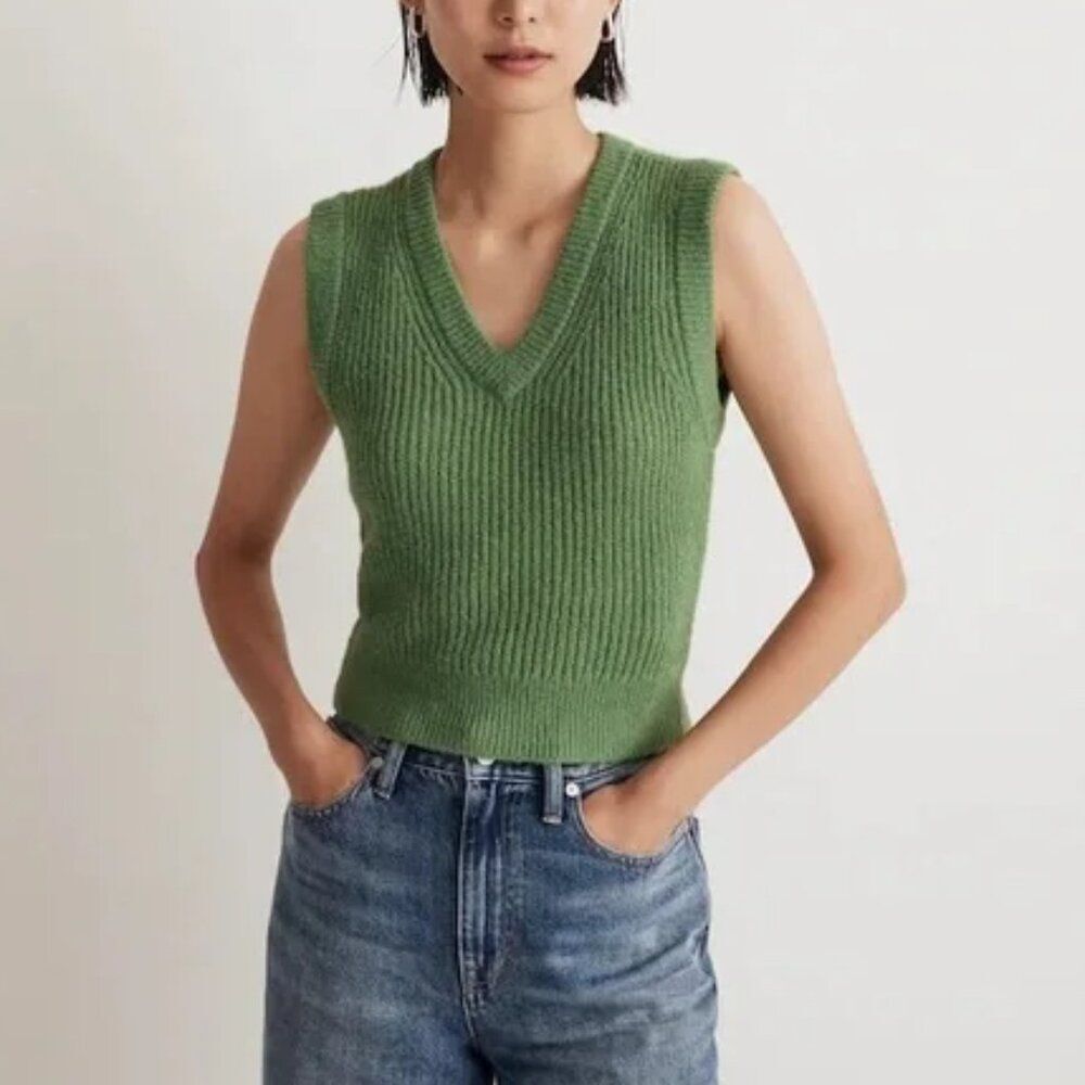 Madewell The Fineloft Shrunken Sweater Vest Garnish Green M NWT